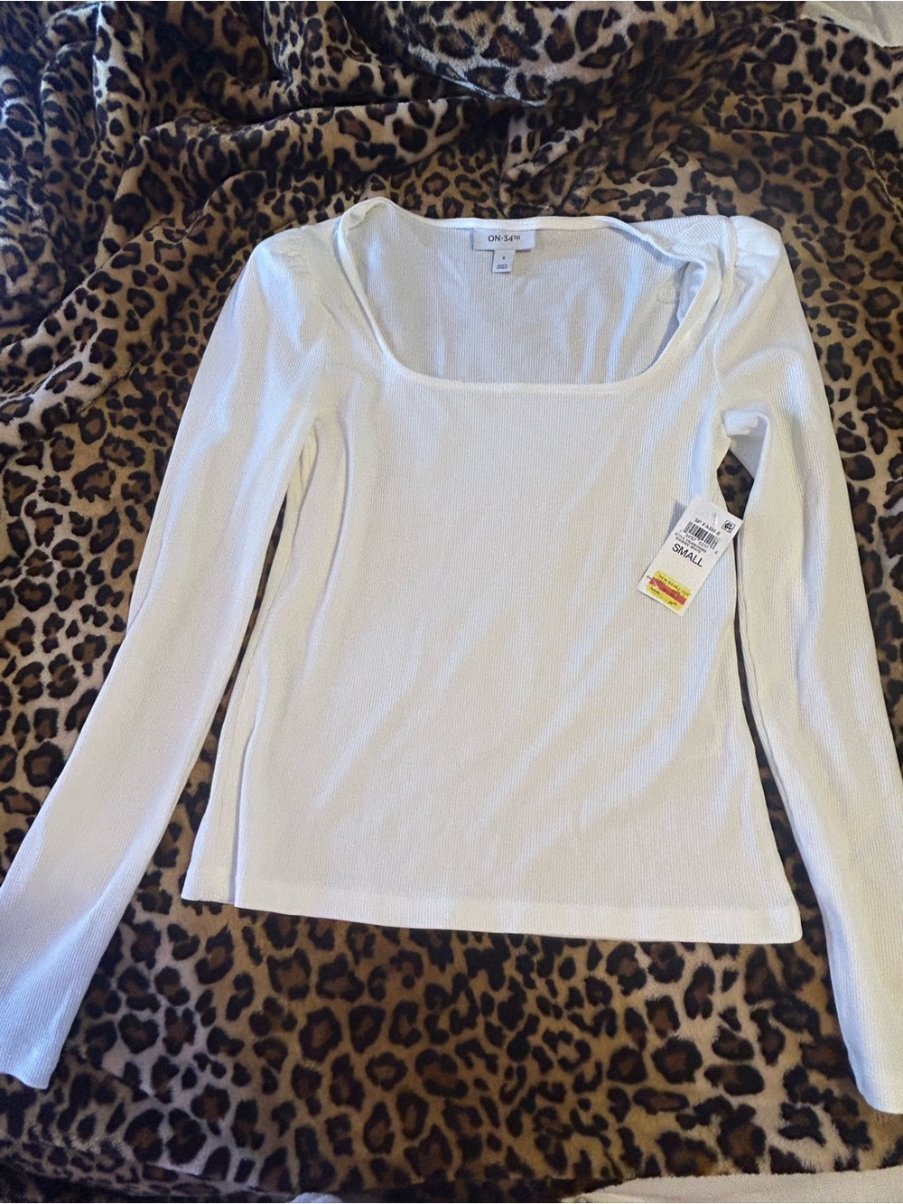Women's White Long-Sleeve Square Neck Top